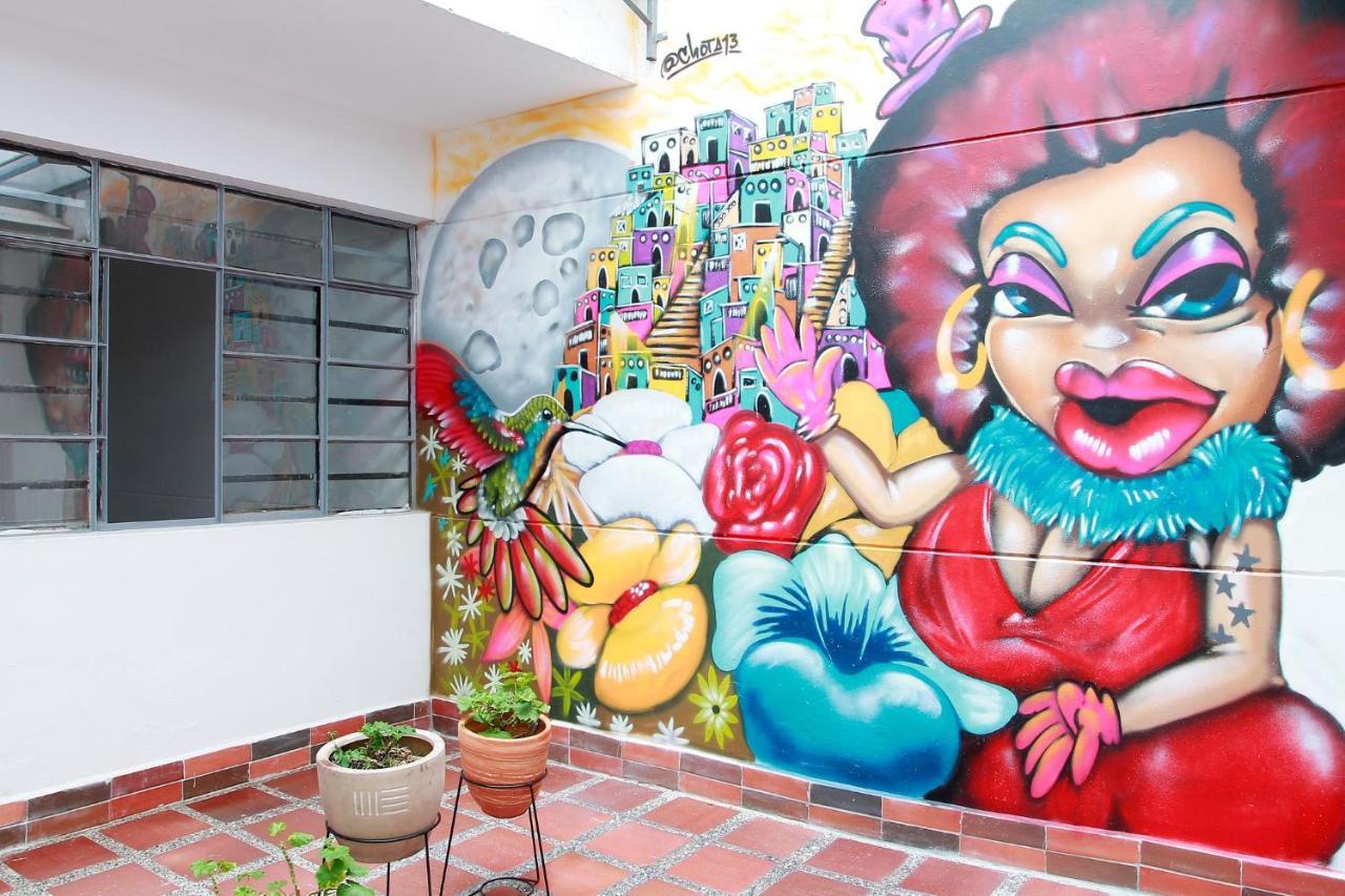 Casa Tuvia Parque Hostal *
